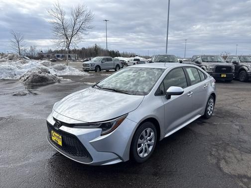 Silver 2022 Toyota Corolla LE
