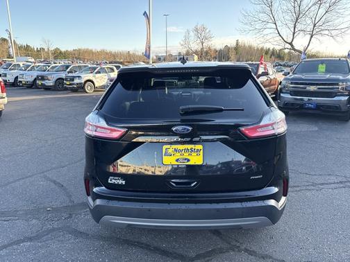 2022 Ford Edge SPORT