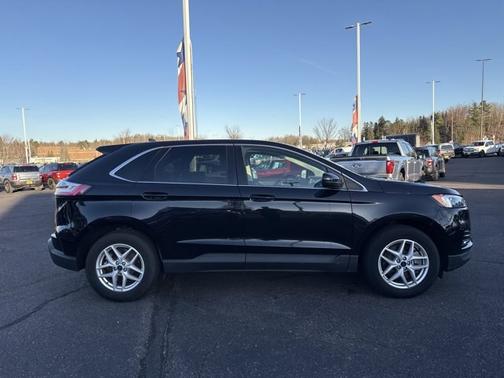 2022 Ford Edge SPORT