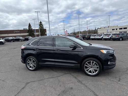 AGATE BLACK METALLIC 2023 Ford Edge TITANIUM