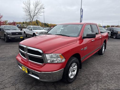 2017 RAM 1500 SLT