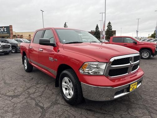 2017 RAM 1500 SLT