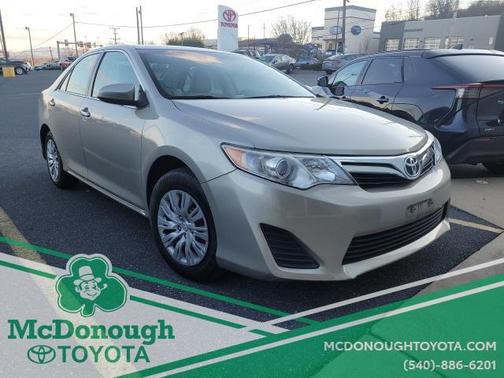 2014 Toyota Camry LE