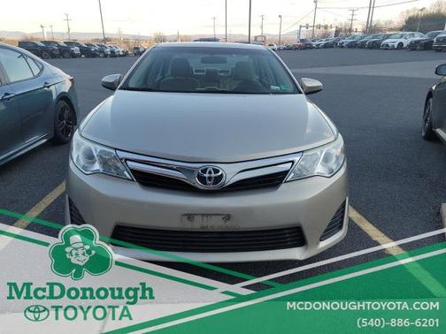 2014 Toyota Camry LE