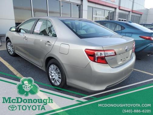 2014 Toyota Camry LE