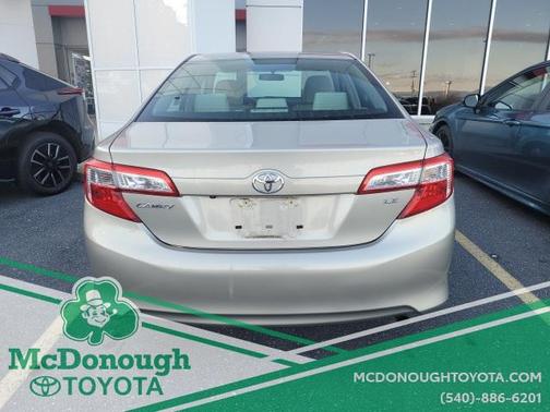 2014 Toyota Camry LE