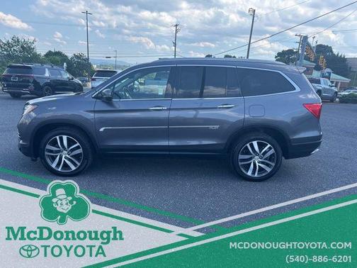 Modern Steel Metallic 2017 Honda Pilot Elite