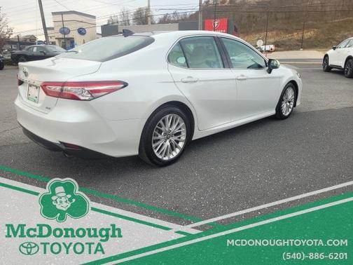 2020 Toyota Camry XLE