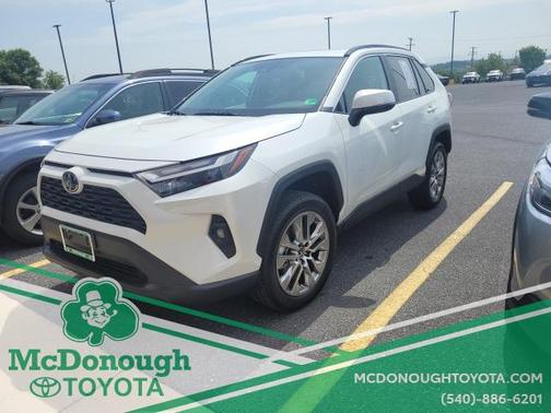 2025 Toyota RAV4 XLE Premium