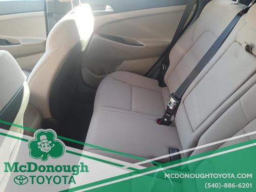 2019 Hyundai TUCSON SE