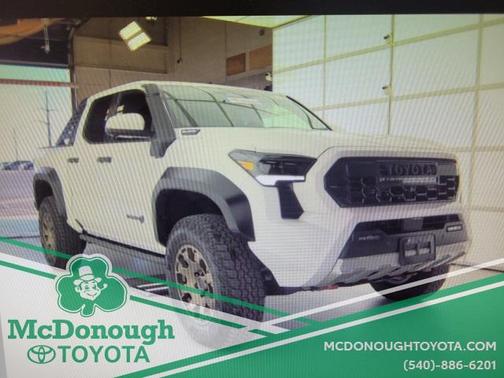 2025 Toyota Tacoma Hybrid Trailhunter