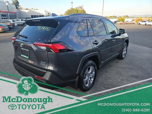 2025 Toyota RAV4 Hybrid XLE