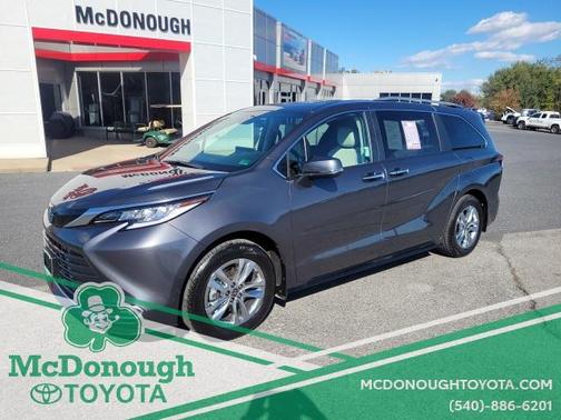 2025 Toyota Sienna Limited 7-Passenger