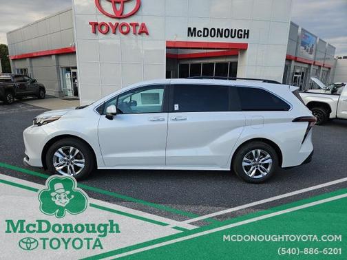 2025 Toyota Sienna XLE 7 Passenger
