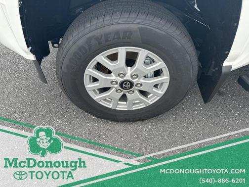 2025 Toyota Tacoma SR5