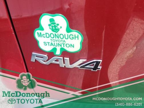 2020 Toyota RAV4 LE