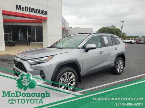 2025 Toyota RAV4 XLE Premium