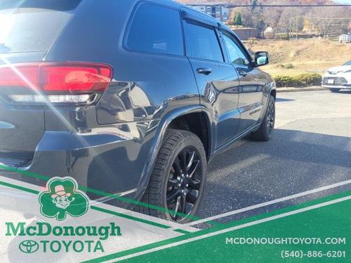 2017 Jeep Grand Cherokee Altitude