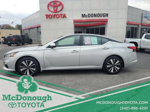 2021 Nissan Altima 2.5 SV