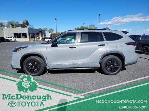 2025 Toyota Highlander Hybrid XLE
