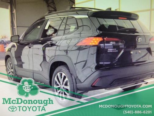 2024 Toyota Corolla Cross XLE