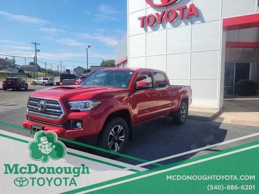 2017 Toyota Tacoma TRD Sport