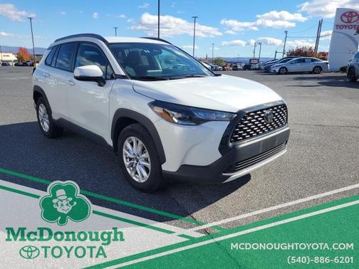 2024 Toyota Corolla Cross LE