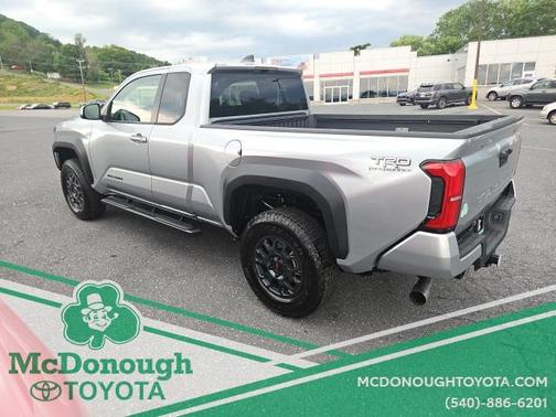 2025 Toyota Tacoma TRD PreRunner 4WD