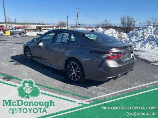 2024 Toyota Camry SE