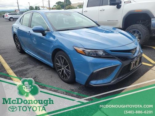 2023 Toyota Camry SE