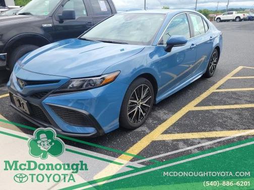 2023 Toyota Camry SE