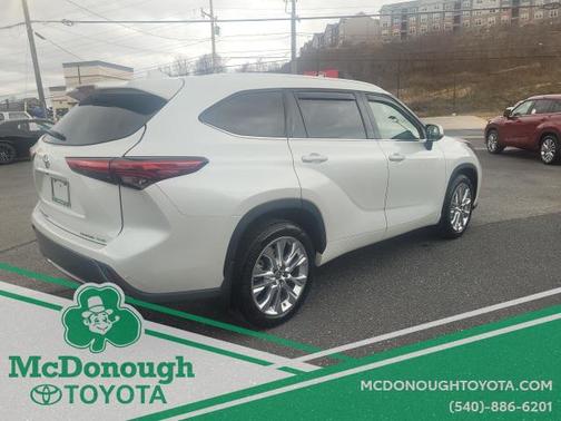 2022 Toyota Highlander Limited