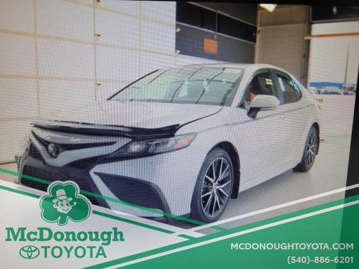 2023 Toyota Camry SE