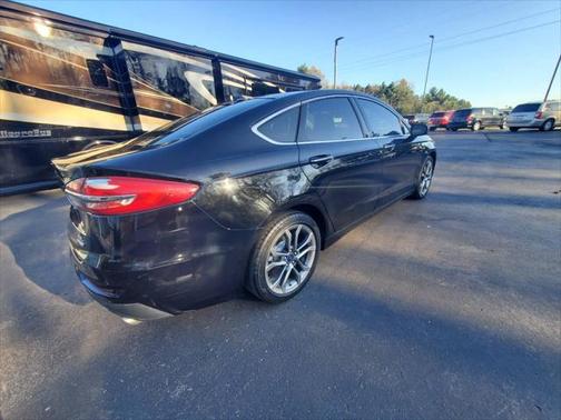 2019 Ford Fusion SEL