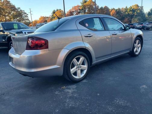2013 Dodge Avenger SE