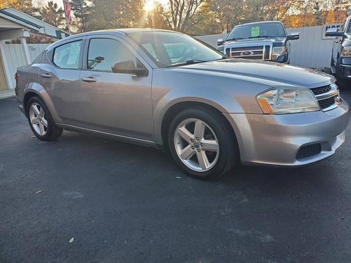 2013 Dodge Avenger SE