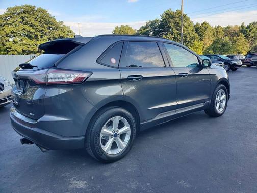 2016 Ford Edge SE