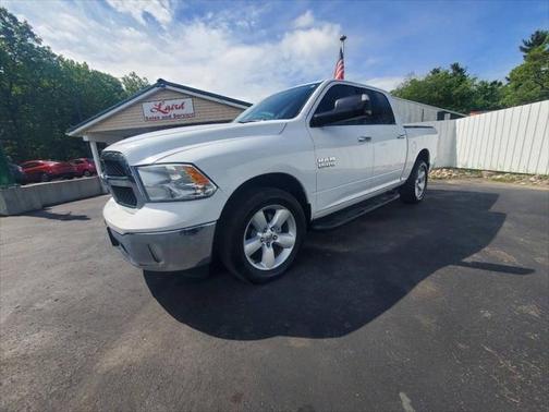 2016 RAM 1500 SLT