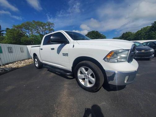 2016 RAM 1500 SLT