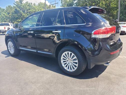 2012 Lincoln MKX Base