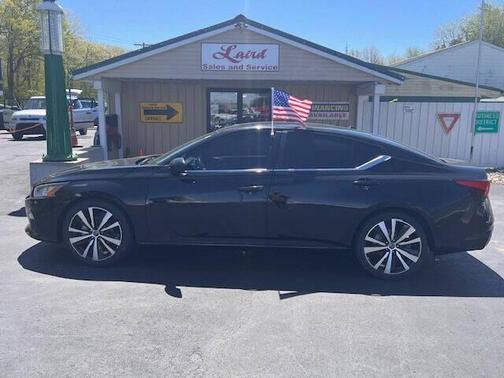 2020 Nissan Altima SR FWD