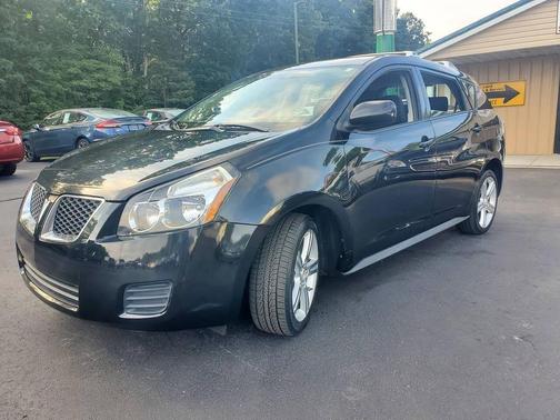 2009 Pontiac Vibe Base