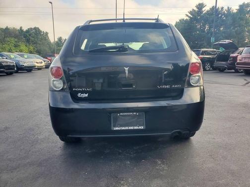 2009 Pontiac Vibe Base