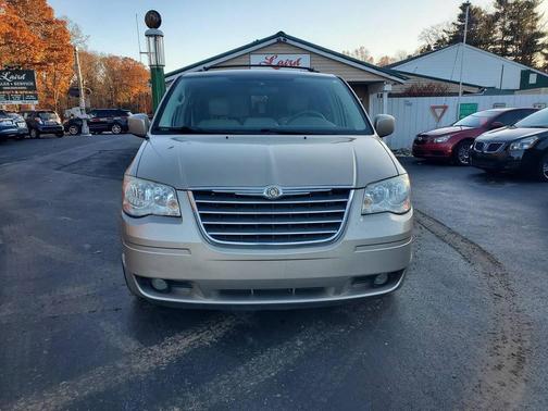 2009 Chrysler Town & Country Touring