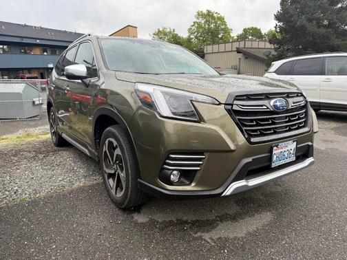 2023 Subaru Forester Touring