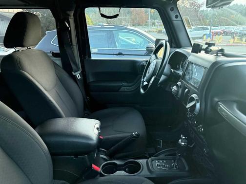 2016 Jeep Wrangler Sport