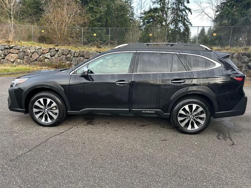 2024 Subaru Outback Touring XT