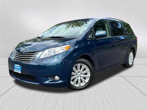 2011 Toyota Sienna XLE