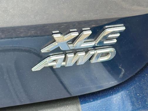 2011 Toyota Sienna XLE