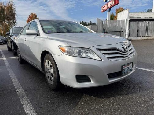 2011 Toyota Camry LE